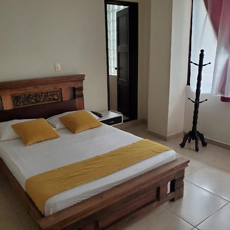 Hotel Cataluna เปเรย์รา ภายนอก รูปภาพ