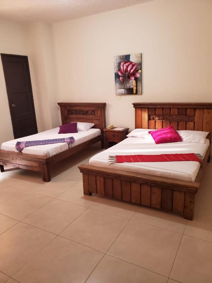 Hotel Cataluna เปเรย์รา ภายนอก รูปภาพ