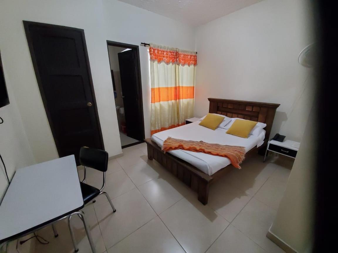Hotel Cataluna เปเรย์รา ภายนอก รูปภาพ