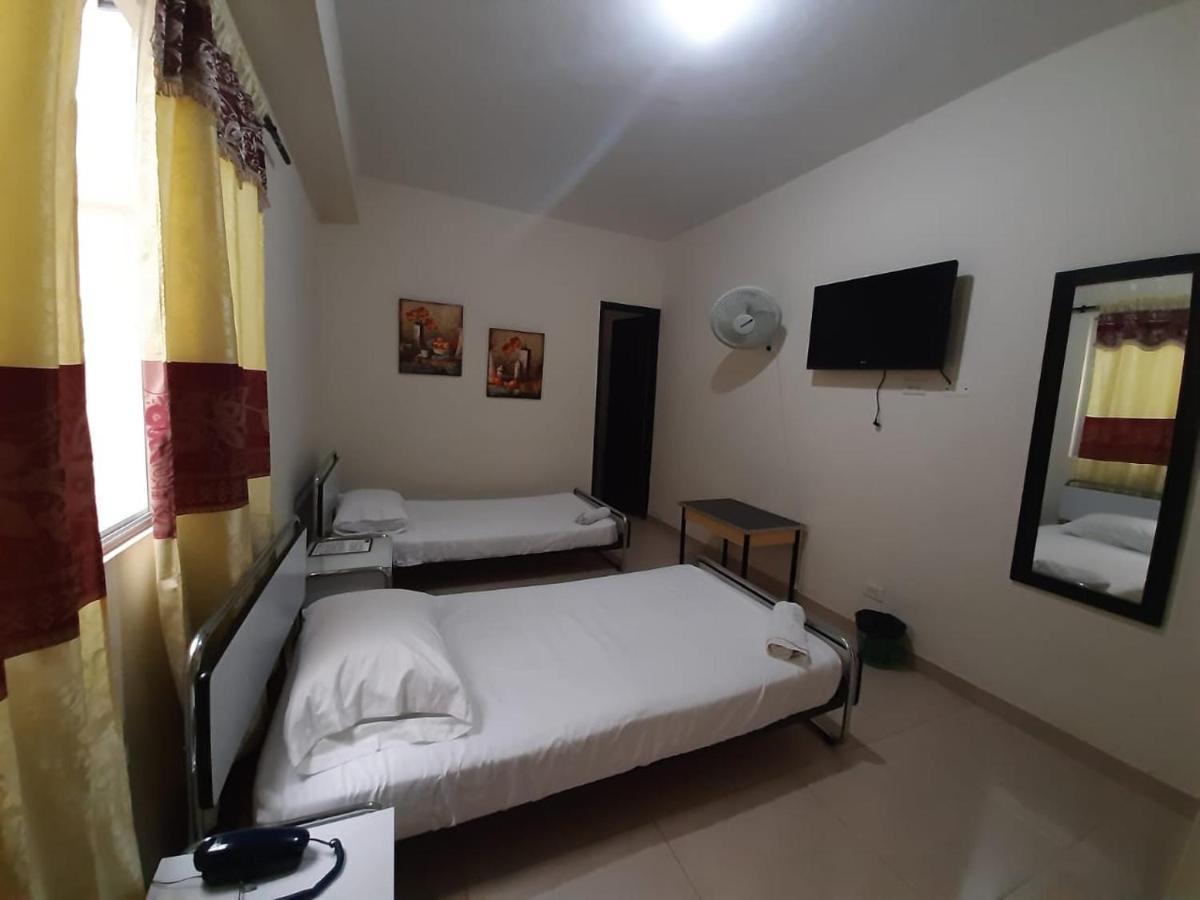 Hotel Cataluna เปเรย์รา ภายนอก รูปภาพ